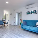 Boris By Interhome *