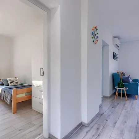Boris By Interhome